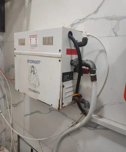 پیمانکار ساخت استخر